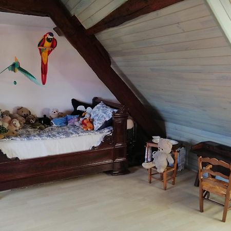Maison D'Hotes La Source มาก์นี-เลส์-อมอว์ซ ภายนอก รูปภาพ