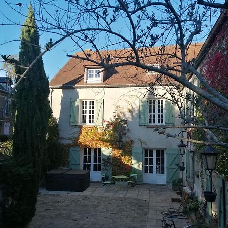 Maison D'Hotes La Source มาก์นี-เลส์-อมอว์ซ ภายนอก รูปภาพ