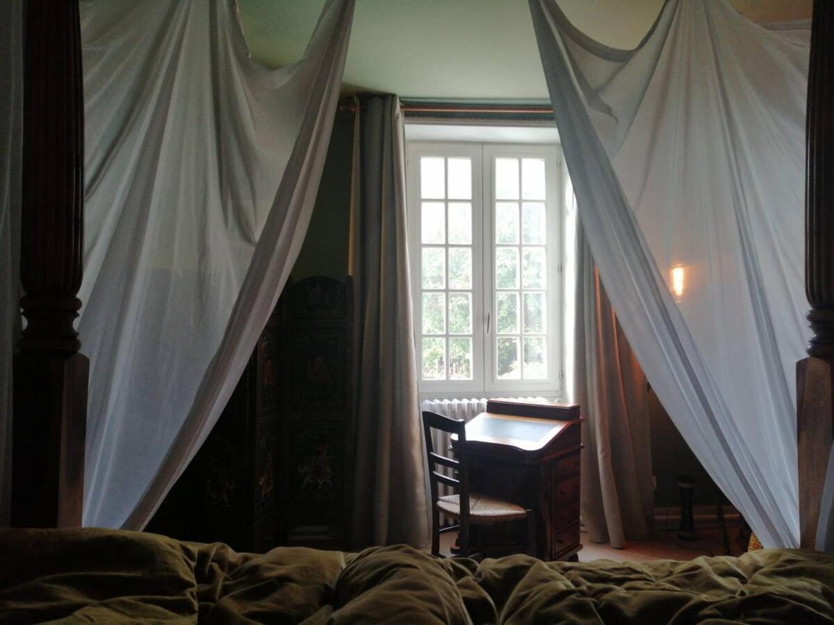 Maison D'Hotes La Source มาก์นี-เลส์-อมอว์ซ ภายนอก รูปภาพ